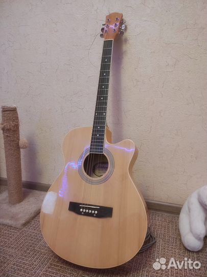 Электроакустическая гитара Elitaro