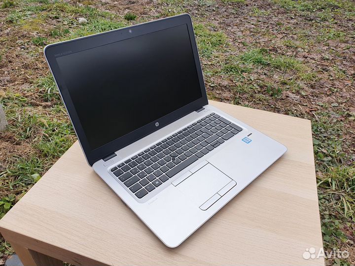 Бизнес EliteBook 850 G3 i5-6200; 16 DDR4 + 256 ssd
