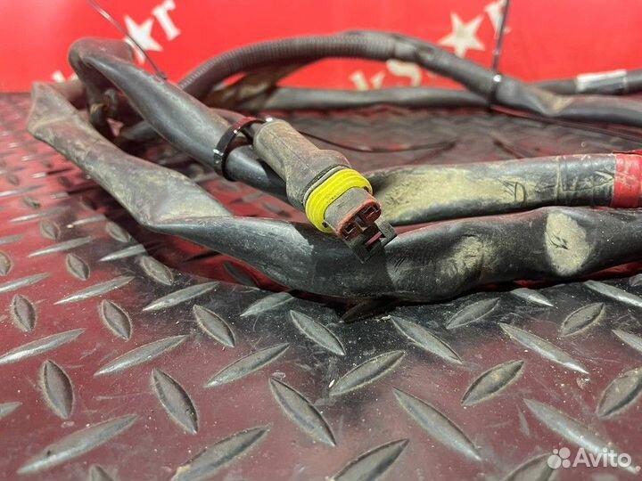Проводка фар левая Daf XF105