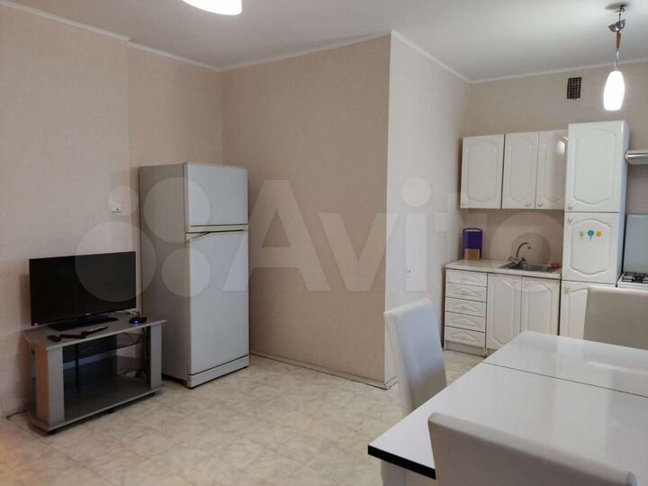 2-к. квартира, 85 м², 5/6 эт.