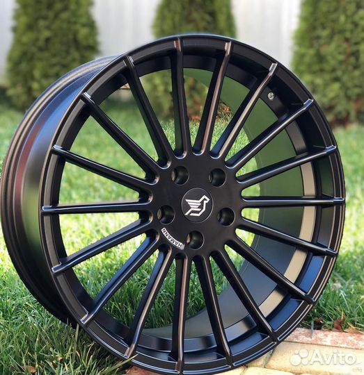 Диски Hamann R20 на Volkswagen Touareg 5/112