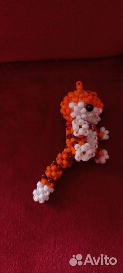 Поделки из бисера Рыжик Котик с хвостиком