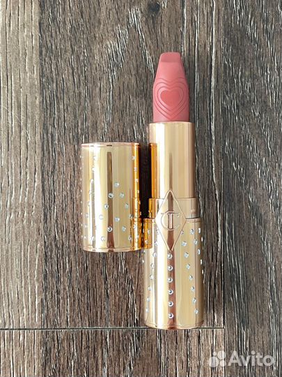 Charlotte tilbury помада