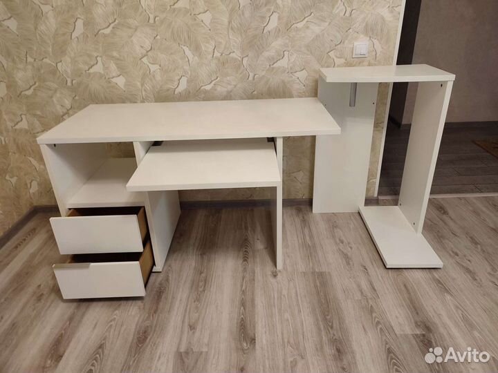 Компьютерный стол фирмы Gautier