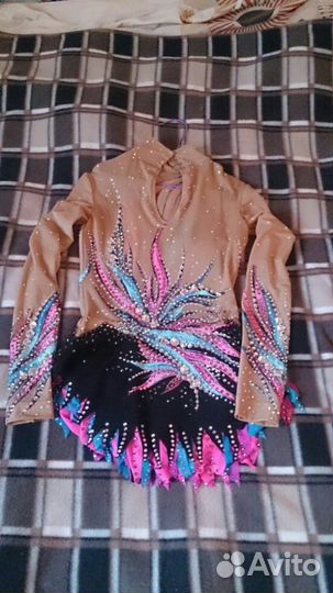 Купальник для выступлений по художественной гимнас