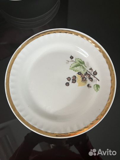 Тарелки (глубокие, десертные, разные )