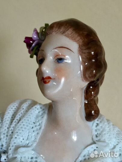 Танцующая дама. Volkstedt, Германия