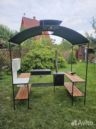 Мангал с печью под казан и крышей