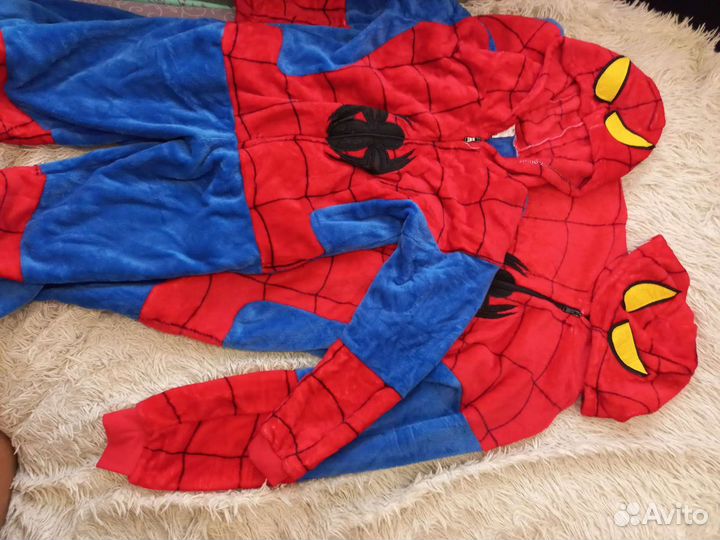 Костюм человека паука(взрослый и детский)