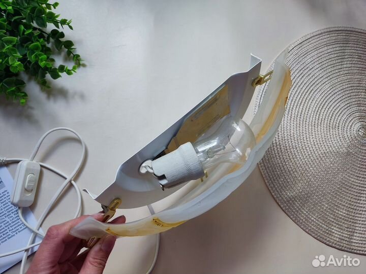 Настенный светильник бра