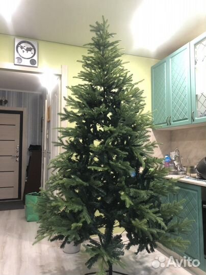 Елка искусственная 210