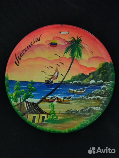 Сувенирные тарелки