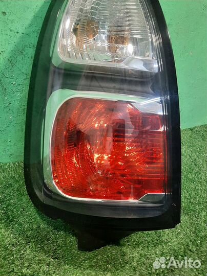 Фонарь задний левый Citroen C3 Picasso 2009