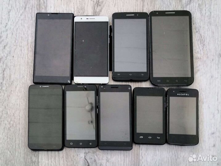 Смартфоны на запчасти или под восстановление