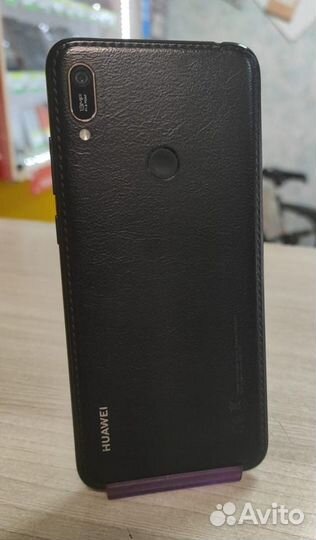 HUAWEI Y6 (2019), 2/32 ГБ