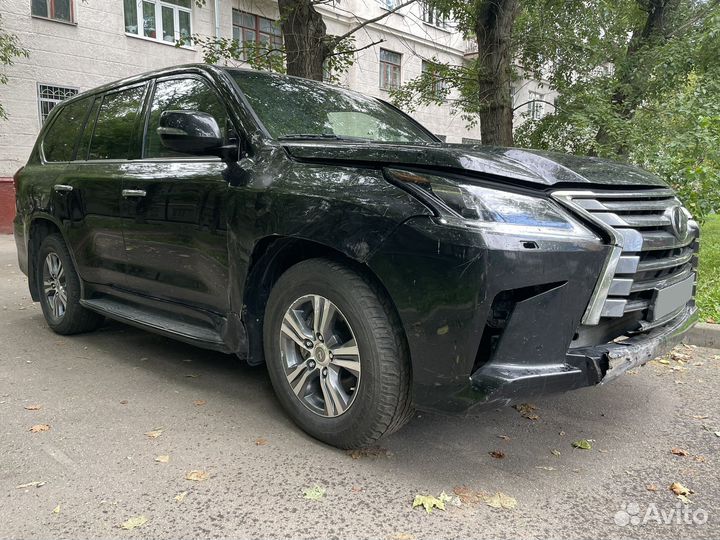 Lexus LX 4.5 AT, 2021, битый, 34 100 км