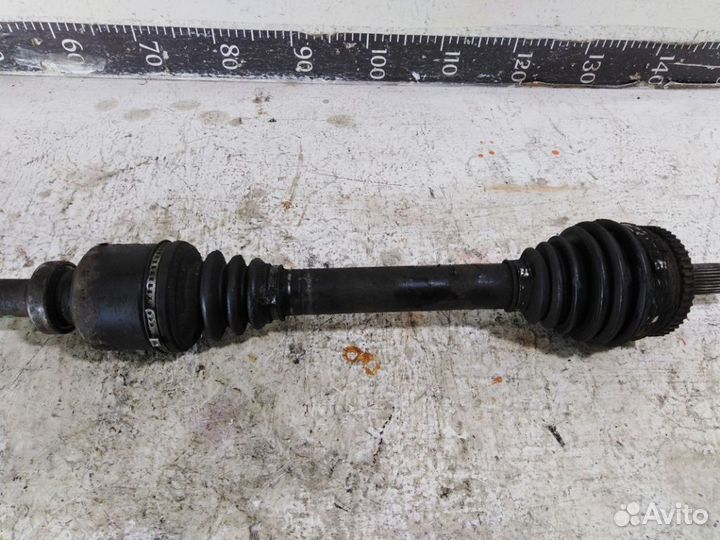 Привод передний правый