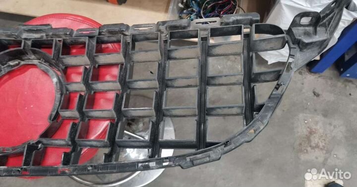 Mercedes w205 gt решетка радиатора бу