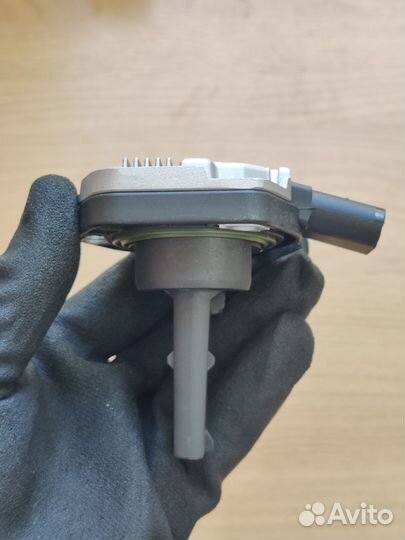 Датчик уровня масла для Volkswagen Passat