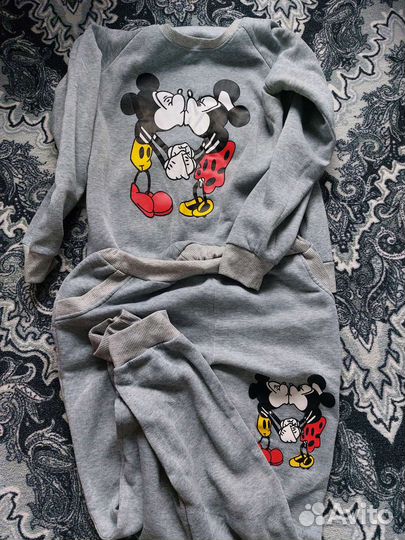 Спортивный костюм женский