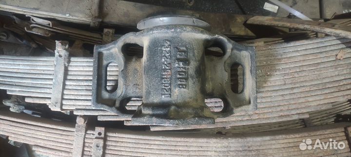 Балансир задней подвески Урал