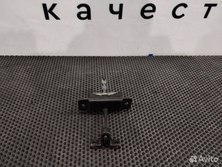 Ограничитель открывания двери Renault T 82181187