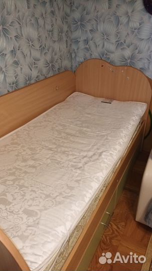 Подростковая кровать бу