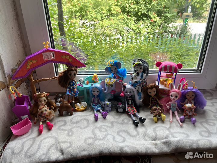 Кукла enchantimals пакетом