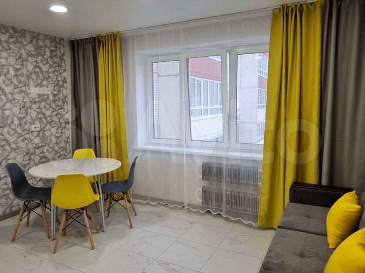 2-к. квартира, 45 м², 3/10 эт.