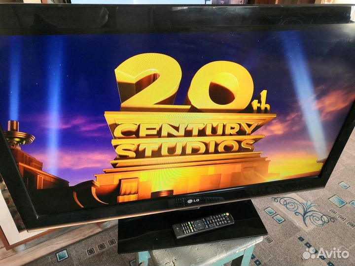 Телевизор LG 42LK551