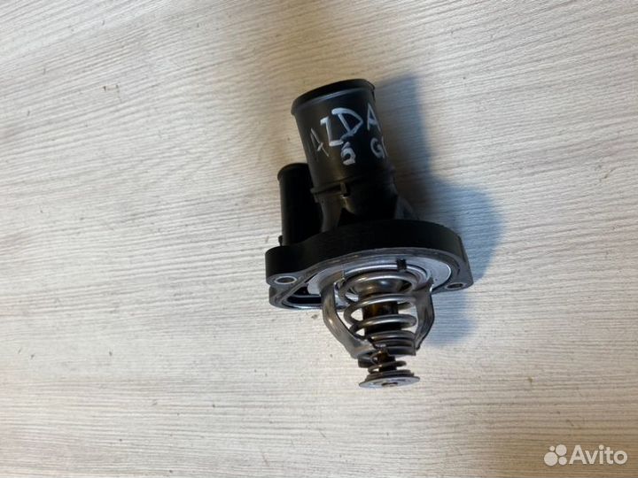 Корпус термостата Mazda 6 GG LF17
