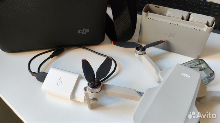 Dji mini 2 fly more combo, летал всего 3 часа