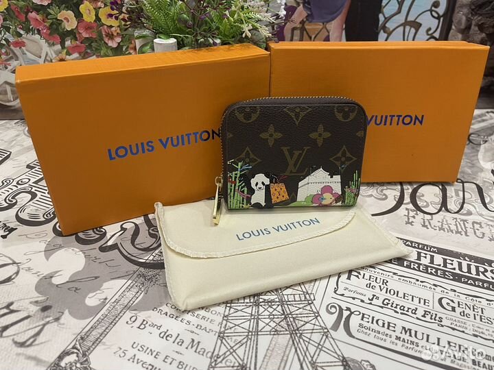 Кошелек мини Louis Vuitton
