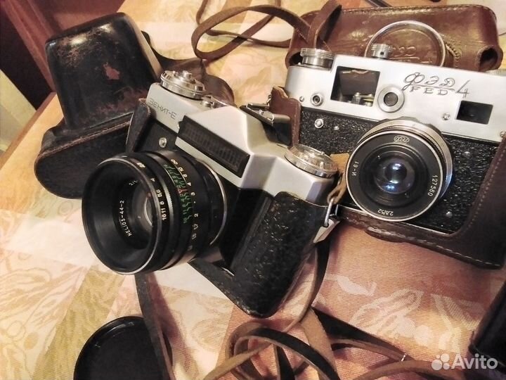 Плёночный фотоаппарат Зенит Е,объектив Helios 44-2