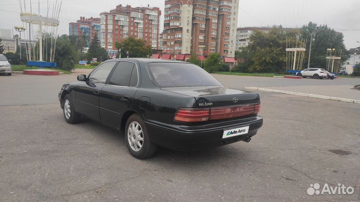 Toyota Camry 2.0 AT, 1993, 200 000 км