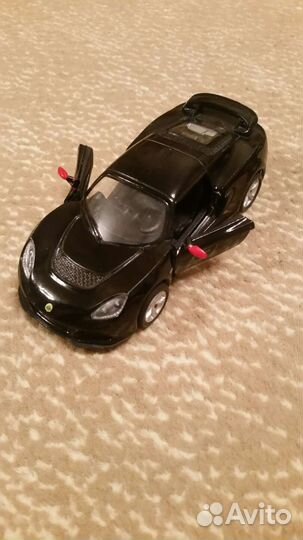 Модели автомобилей kinsmart и welly