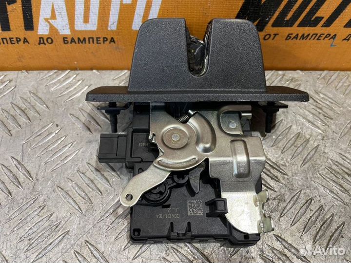 Замок крышки багажника задний Land Rover Range