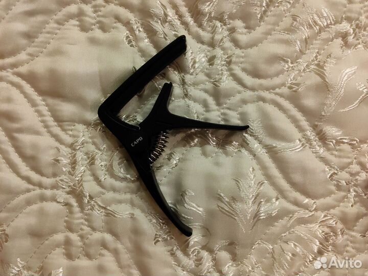 Каподастр Musedo, ремень гитарный Uptone