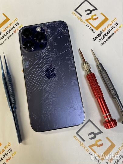 Замена стекла корпуса в iPhone