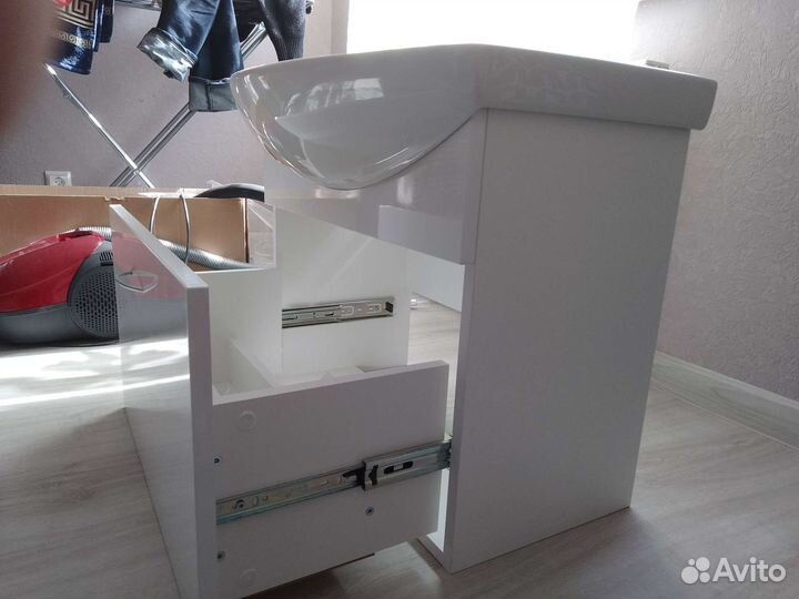 Тумба для ванной подвесная