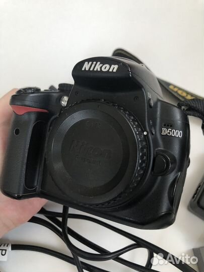 Nikon d5000 body