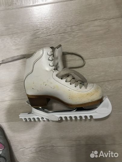 Коньки фигурные