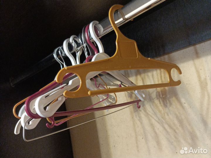 Плечики детские