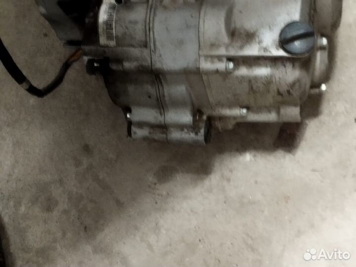 Двигатель kayu au 150