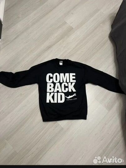 Свитшот comeback kid