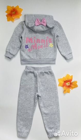 Костюм тройка для девочки новый
