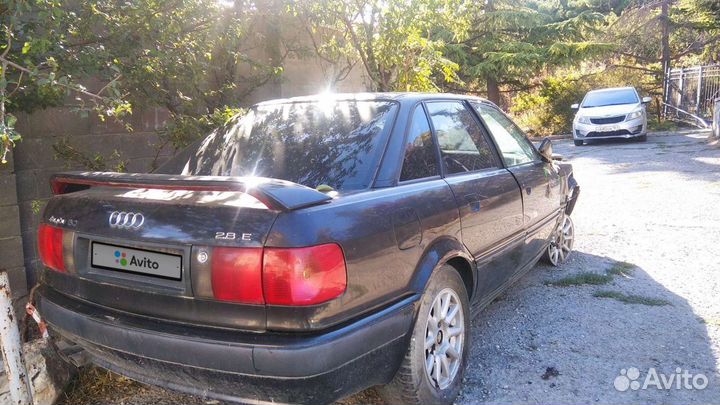 Audi 80 2.8 МТ, 1992, битый, 400 000 км