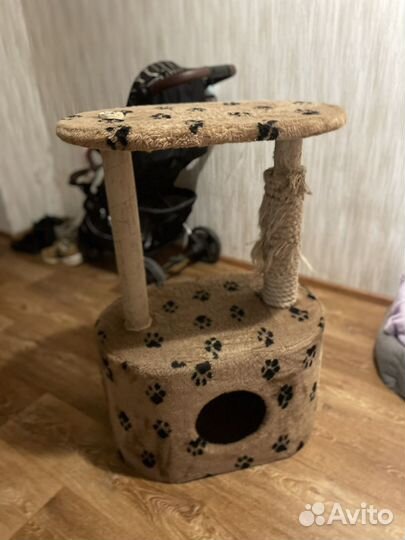 Домик для кошки, когтеточка