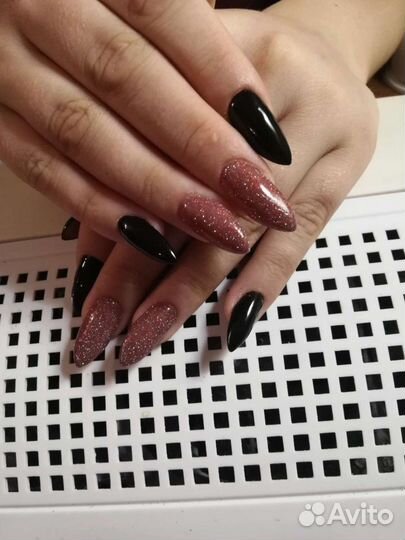 Наращивание ногтей