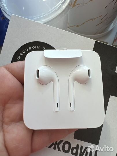 Наушники apple